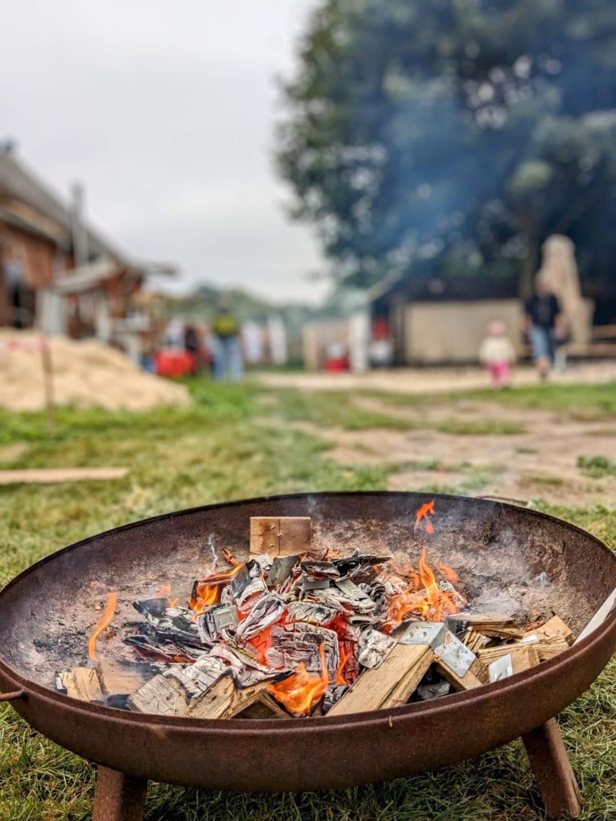 Zirkuswagen Glamping Fuer 2 Mit Veranda Kueche Netflix Parken Und Hofladen Steinhofel Zewnętrze zdjęcie